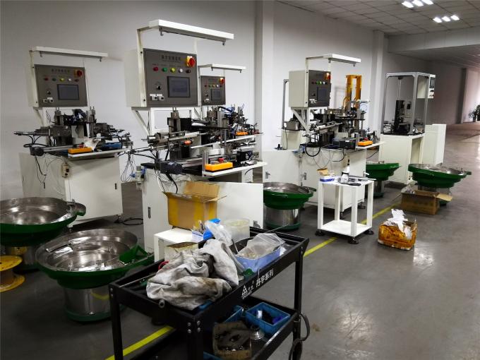 Auto Rotary Type Trimming Machine for oil seal and rubber parts;Vacuum