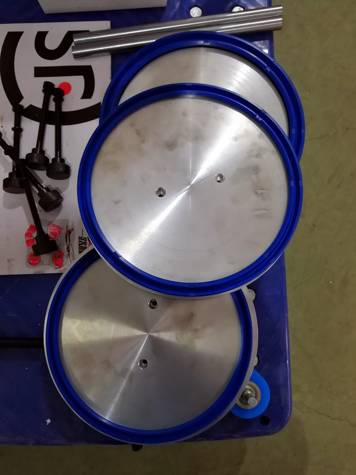 Case Study Trimming machine for TPU SEALS, Hydraulic oil seal type YA